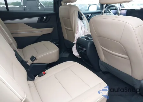 2025 Buick Enclave Preferred Fwd z USA, uszkodzony, nr VIN 5GAEVARS3SJ109441